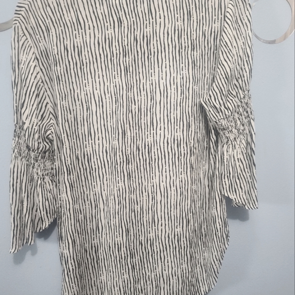 Blouse - Picture 4 of 5
